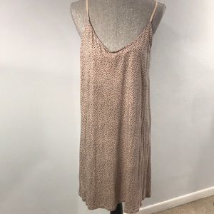 H&M dress blush and black. Straps adjust.